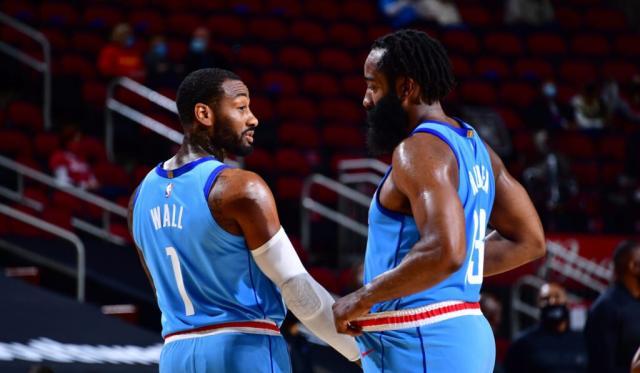 九五至尊-哈登发布会暗示想要离队！沃尔：才打9场就想逃了？